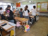 ５年教室から歌声.jpg