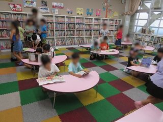 図書２年.jpg
