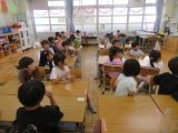 01グループでゲーム.jpg