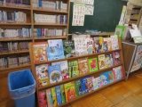 31図書室　棚.jpg