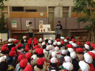 江坂図書館見学
