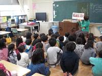 20161124 2年読み聞かせ②.JPG