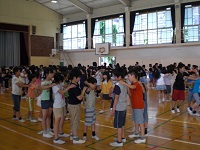 20160523 2,4年きょうだい学年交流①.JPG