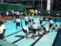 20160602 6年プール清掃①.JPG