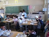 20170111 給食2年.JPG