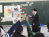 20170228 豊津中出前授業②.JPG
