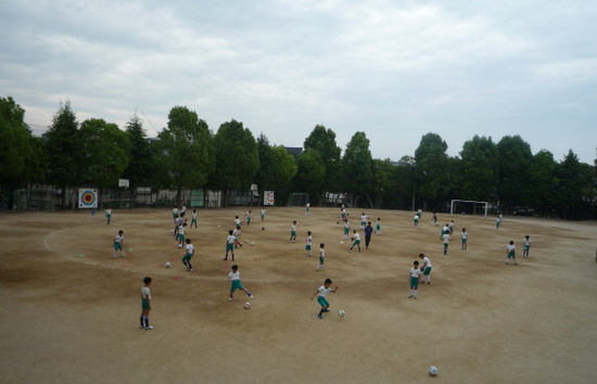 朝練サッカー部