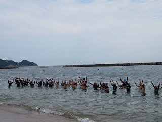 臨海学習３水慣れ (2).jpg