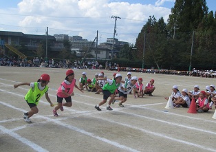 4nenn-hasiri.jpg