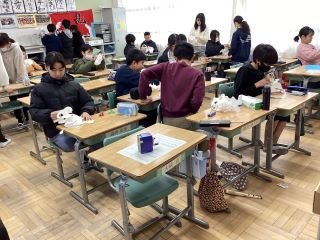 １月１４日６年生図工.jpg