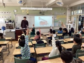 10月30日1年生 国語.jpg