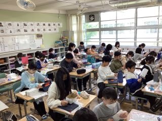 ４月３０日６年生図工.jpg