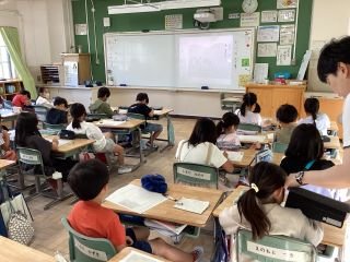 １０月１０日２年生国語.jpg