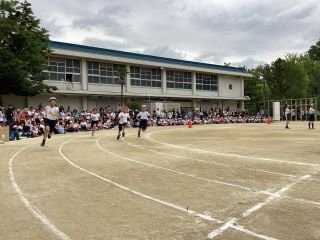 ３年生80ｍ走.jpg