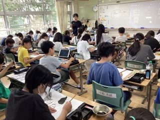 ９月１０日６年生　図工.jpg
