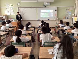 １０月８日４年生特活.jpg
