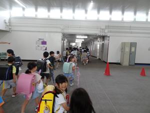 集団下校.JPG