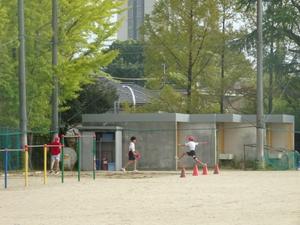 ６年陸上大会朝練3.JPG