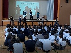 1年校外学習_動画より③.jpg