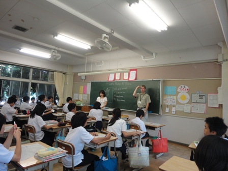 DSC03682.jpgウォルター先生１－５黒板小.jpg
