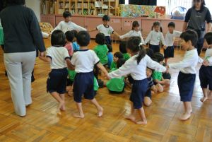 http://blog.suita.ed.jp/kin/02-dai3/youtien/10.31otosiana.jpg