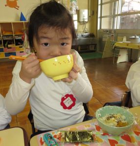 http://blog.suita.ed.jp/kin/02-dai3/youtien/12.5mitukikaisyoku.jpg