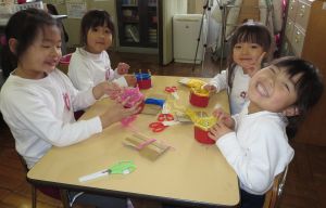 http://blog.suita.ed.jp/kin/02-dai3/youtien/2.12amimono.jpg