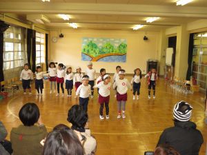 http://blog.suita.ed.jp/kin/02-dai3/youtien/2.13kingyo2.jpg
