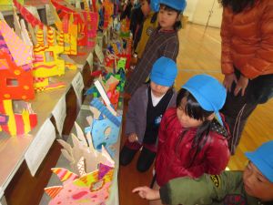 http://blog.suita.ed.jp/kin/02-dai3/youtien/2.146nennsakuhinn.jpg