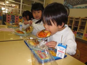 http://blog.suita.ed.jp/kin/02-dai3/youtien/2.17reo.jpg