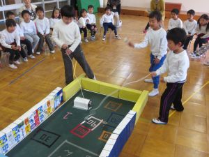 http://blog.suita.ed.jp/kin/02-dai3/youtien/2.19ssupesyaru2.jpg