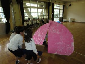 http://blog.suita.ed.jp/kin/02-dai3/youtien/2.2kingyomomo.jpg